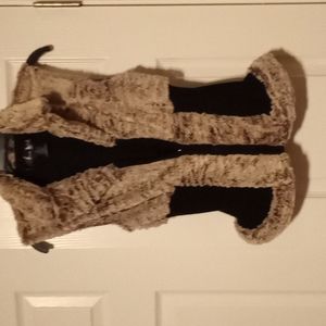 Brown and black zipper vest